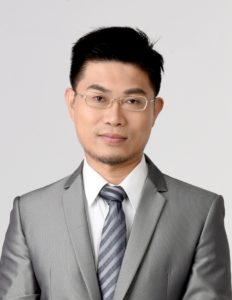 李承倫